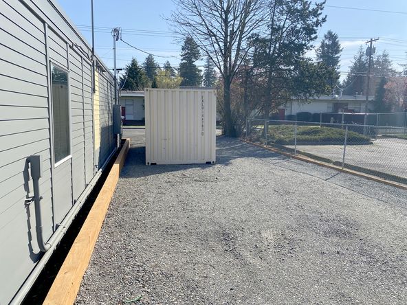 NEWLY REMODELED MEDICAL &/OR OFFICE SPACE: 800 SE 181st Ave, Portland, OR 97233